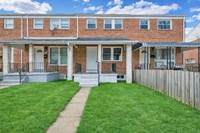 Building Photo - Three-Bedroom House In Dundalk