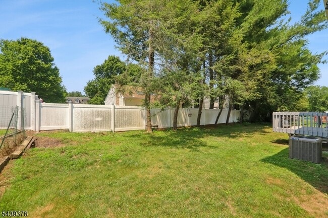 Building Photo - 50 Kahl Rd
