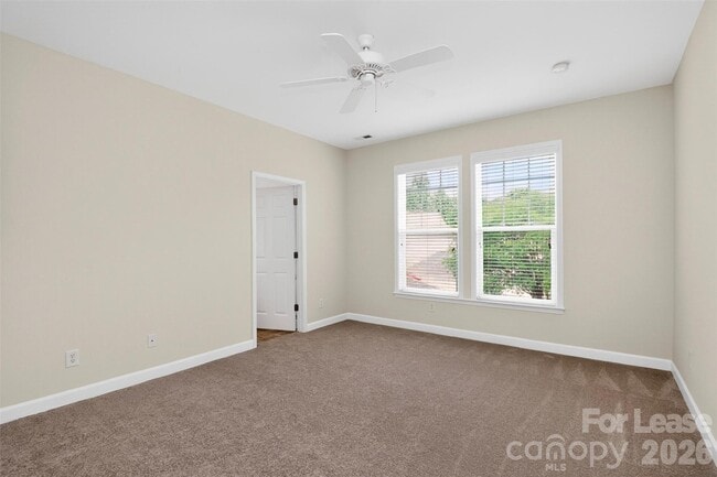 Building Photo - 9315 Rosalyn Glen Rd