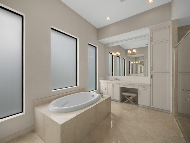 Building Photo - 9931 Bozzano Dr