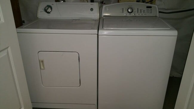 Building Photo - Spacious 3BR Townhouse in Sought-After Constant Friendship – Minutes to Everything!