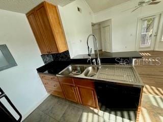 Building Photo - 2565 Grassy Point Dr