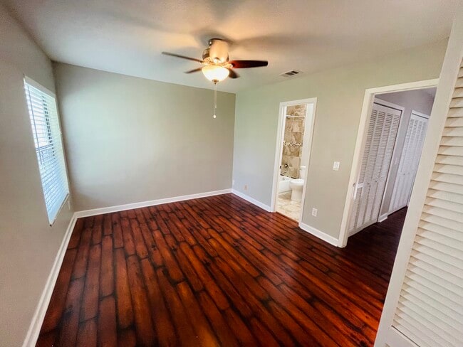 Building Photo - 606 Casa Park L Ct