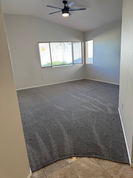 Building Photo - 33546 Maplewood Ct