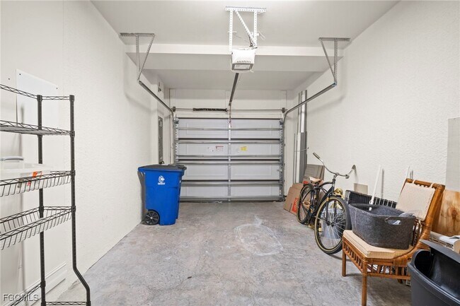 Building Photo - 15851 Portofino Springs Blvd