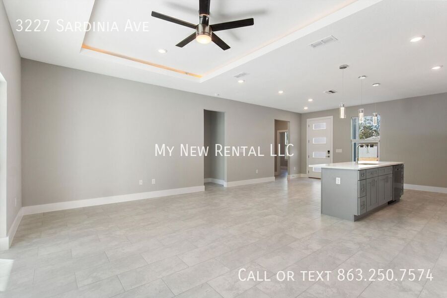 Building Photo - 3227 Sardinia Ave