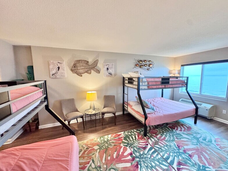 Building Photo - 215 Atlantic Ave