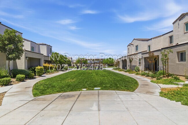 Building Photo - NW! 3 Bedroom Townhouse!! Gated!! Parks!! All Tile Floors Downstairs!! 2 Car Garage!!!