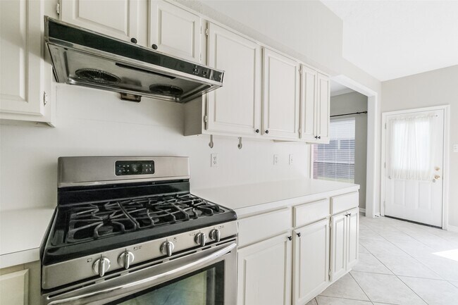 Building Photo - 7603 Quintero Dr