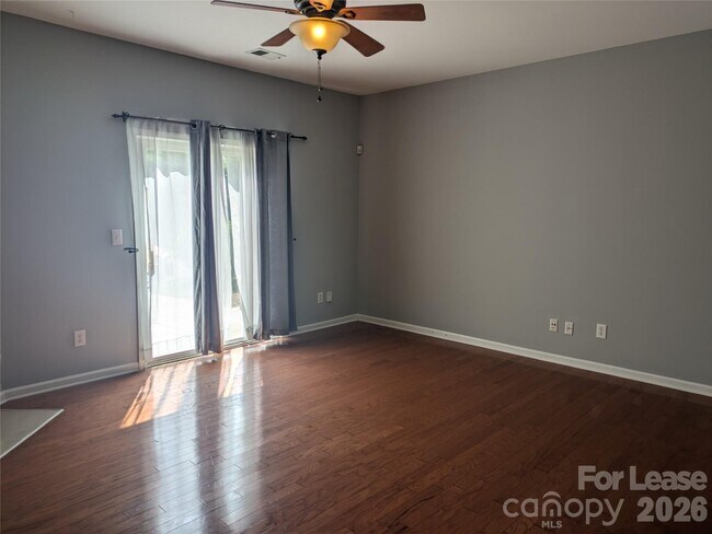 Building Photo - 18474 Streamline Ct