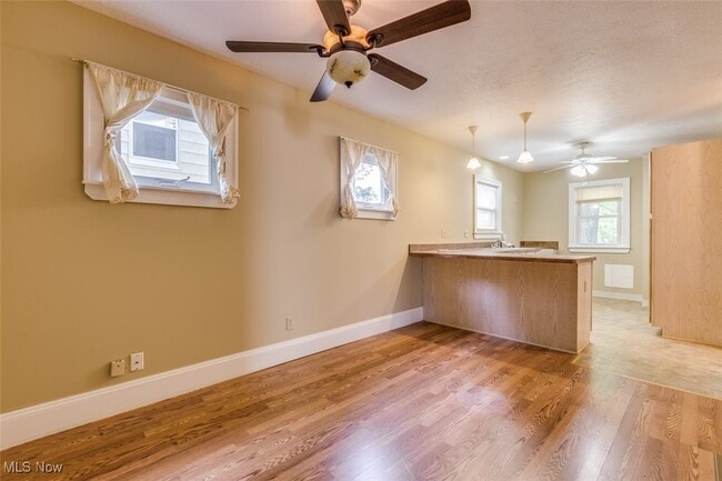 Building Photo - 3318 Tullamore Rd