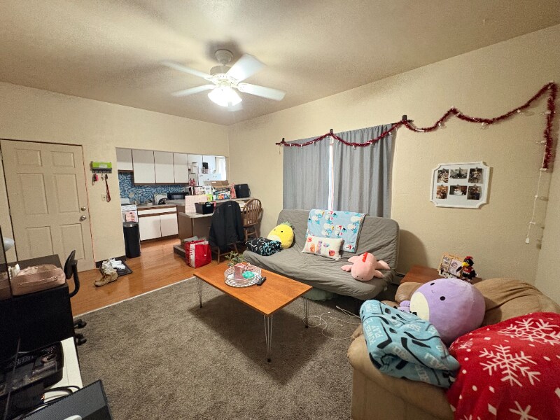 Building Photo - 208 West Ave