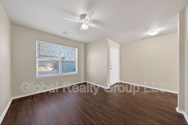 Building Photo - 4951 Orchid Star