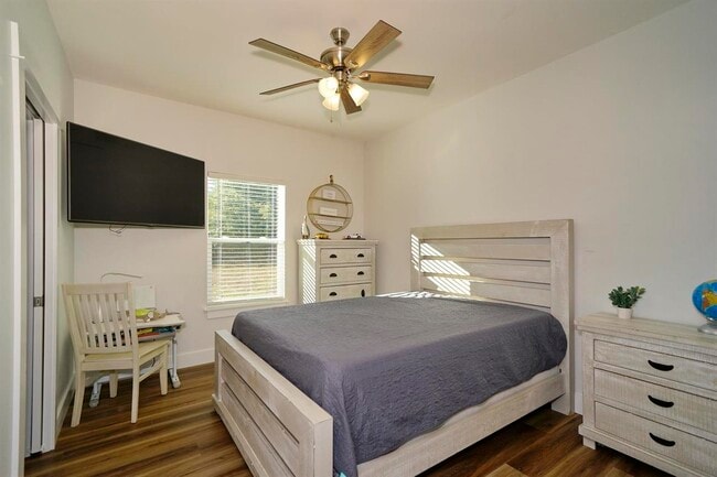 Building Photo - 168 Engelbrecht Rd