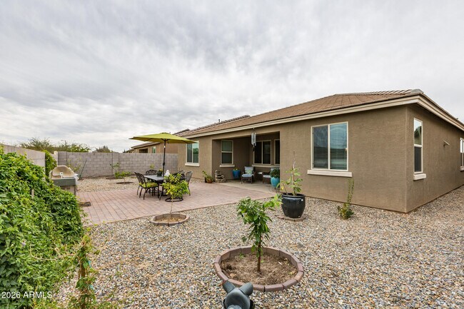 Building Photo - 35549 N Bandolier Dr