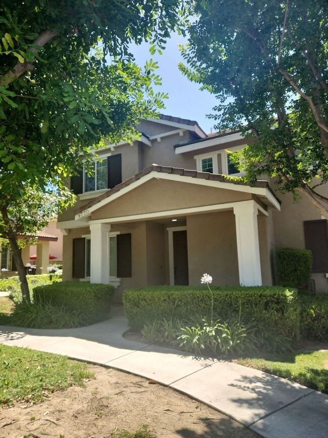 Building Photo - 4-Bedroom Gated Community in Riverside