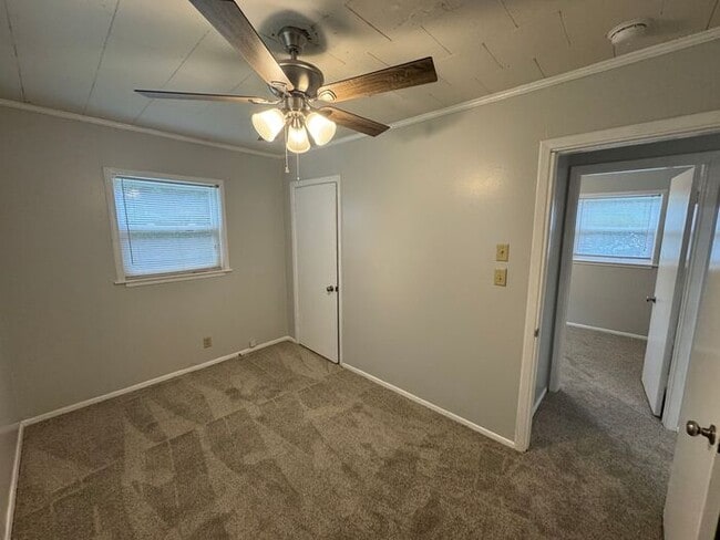 Building Photo - Cantonment - Pensacola -2 bedroom, 1 bathroom