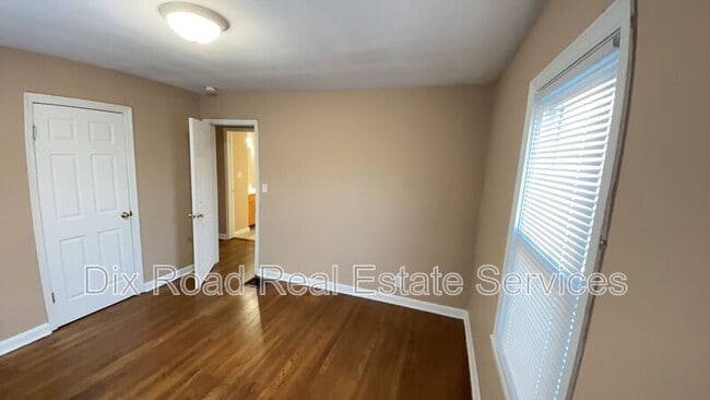 Building Photo - 177 Thomas Blvd