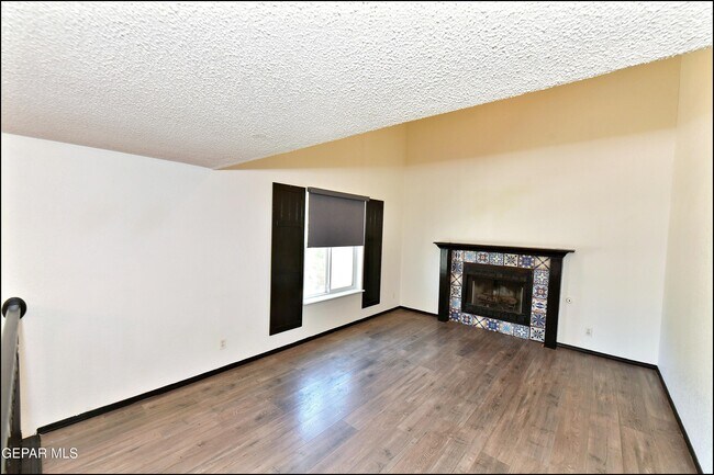 Building Photo - 7249 Imperial Ridge Dr