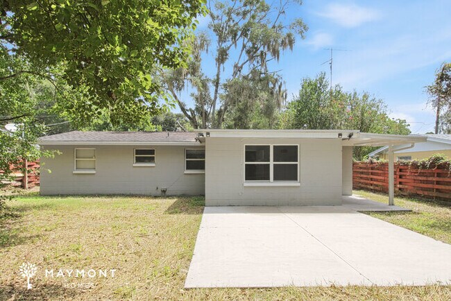 Building Photo - 11047 Carol Dr