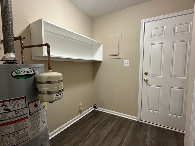 Building Photo - """~132 Stoneybrooks Place