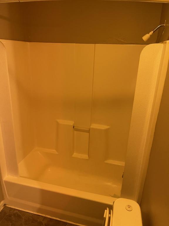 Building Photo - 220-A N. Cedar St.