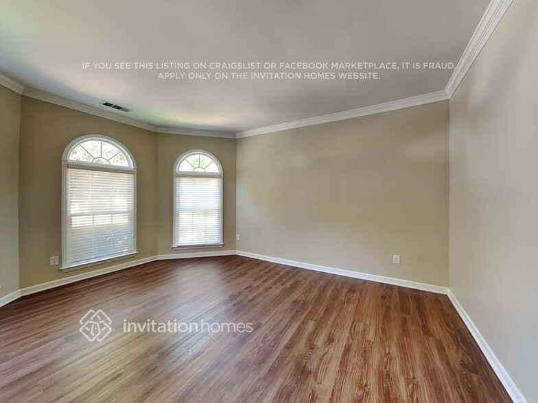 Building Photo - 1450 Independence Trl