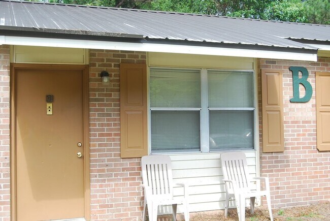 Building Photo - 66 Gerald Robinson Dr