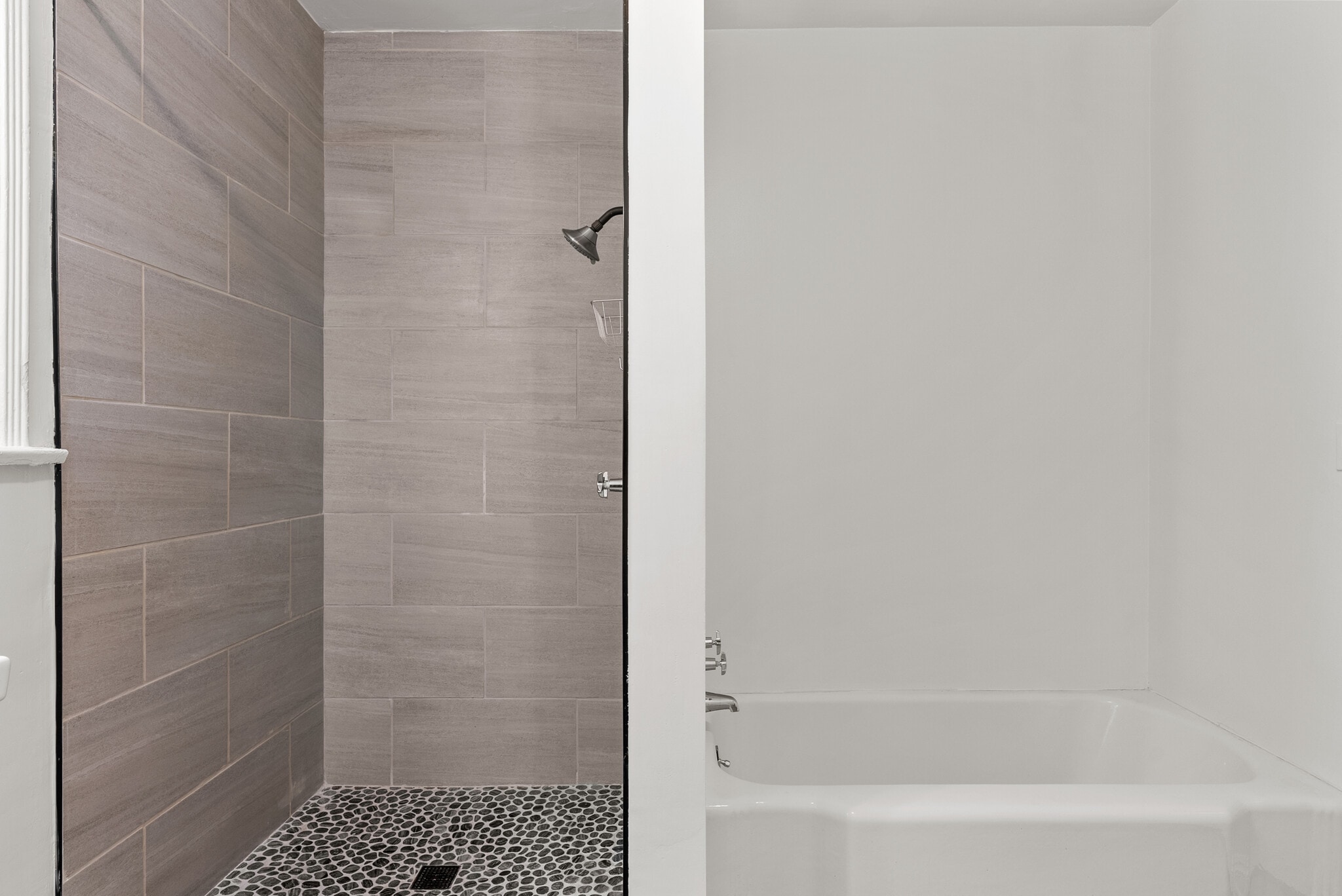 Building Photo - 4242 Van Nuys Blvd