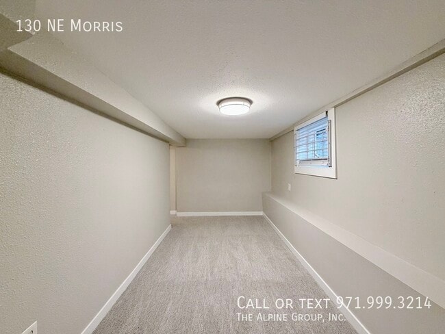 Building Photo - 130 NE Morris-