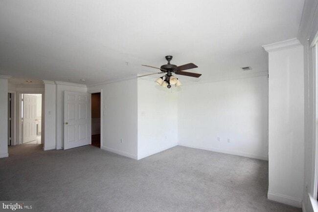 Building Photo - 1119 N Kirkwood Rd