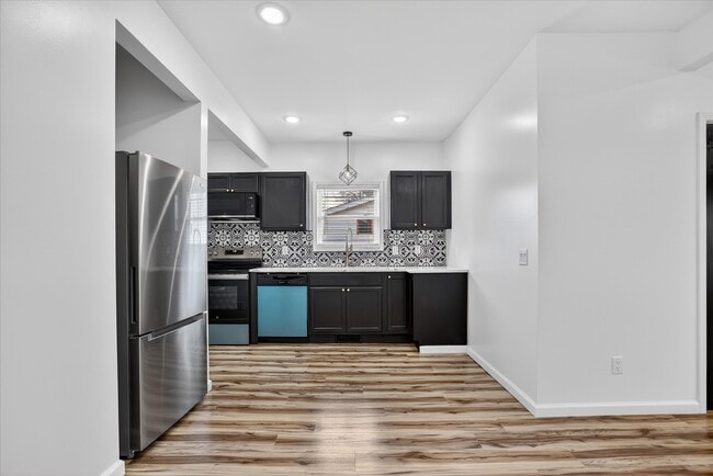 Building Photo - 509 McDonald St