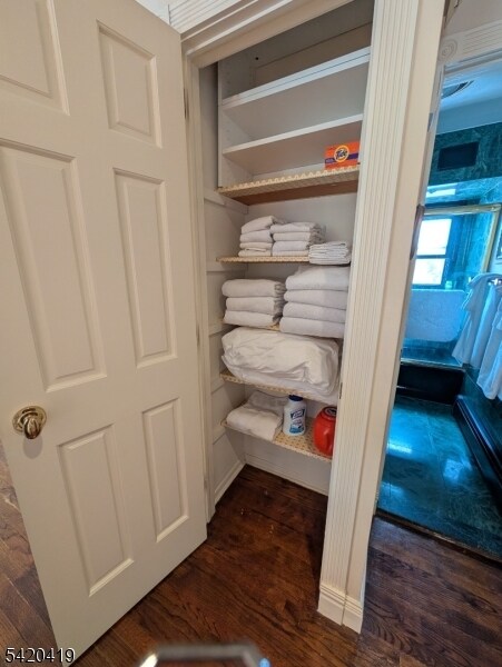 Building Photo - 48 Mt Kemble Ave