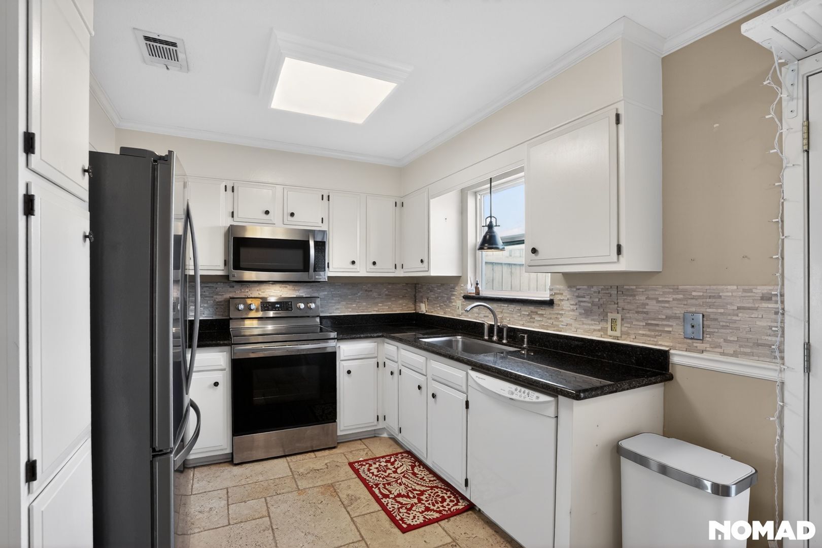 Building Photo - 8960 Manion Dr