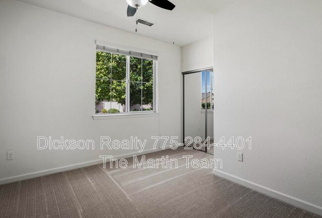 Building Photo - 10772 Ridgebrook Dr