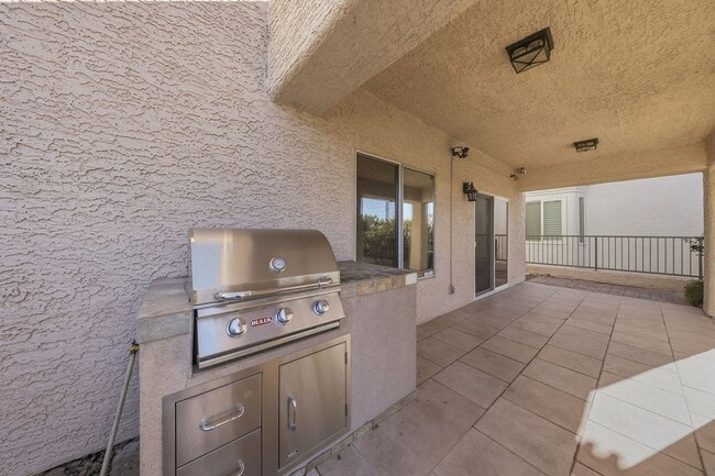 Building Photo - Luxury Lakefront Living in Desert Shores – 4 Bedroom Home with Private Dock & Stunning Views