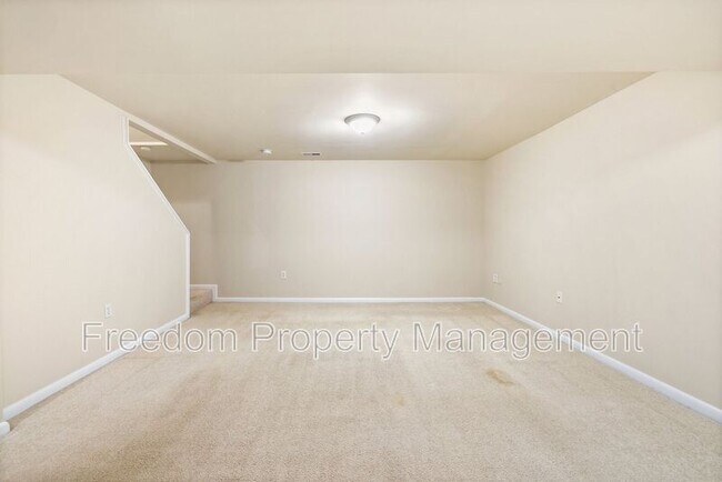 Building Photo - 5256 Sudberry Ln