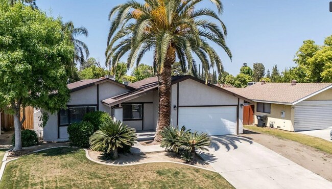 Building Photo - Beautiful 3 Bedroom 2 Bath
