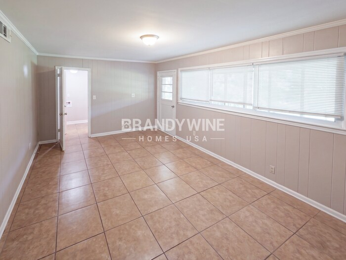 Building Photo - 6232 Lance Ln