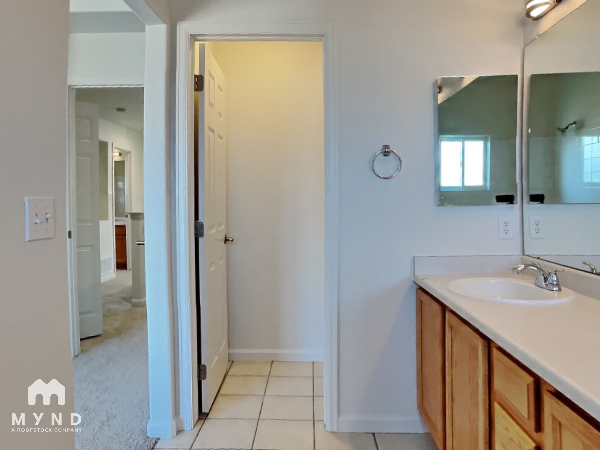 Building Photo - 5965 S Waco St