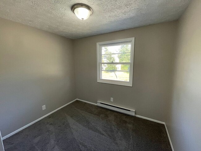 Building Photo - 3425 Arnold Ave NW