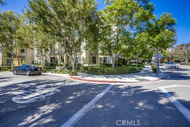 Building Photo - 3 Delancy