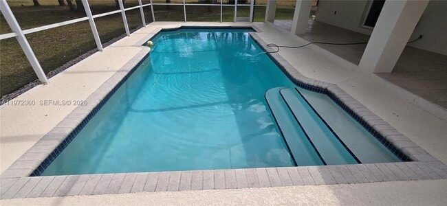 Building Photo - 6500 SW 82nd Ave