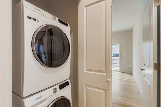 Building Photo - Swanky 1BR – New, Private Garage, Storage,...