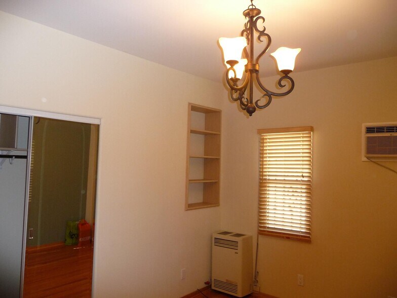 Building Photo - 538 N Spaulding Ave