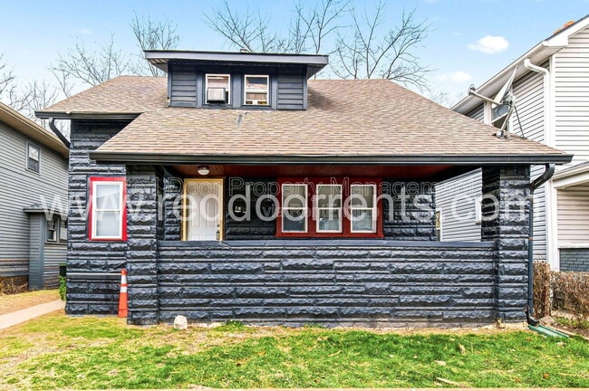 Building Photo - 408 N Oakland Ave