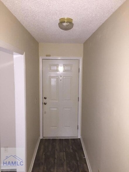 Building Photo - 204 Magnolia Plantation Ct