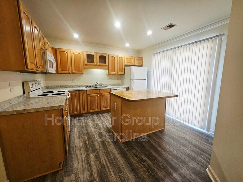 Building Photo - 3764 Winborne Ln