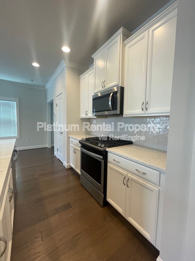 Building Photo - 2312 Echelon Ln