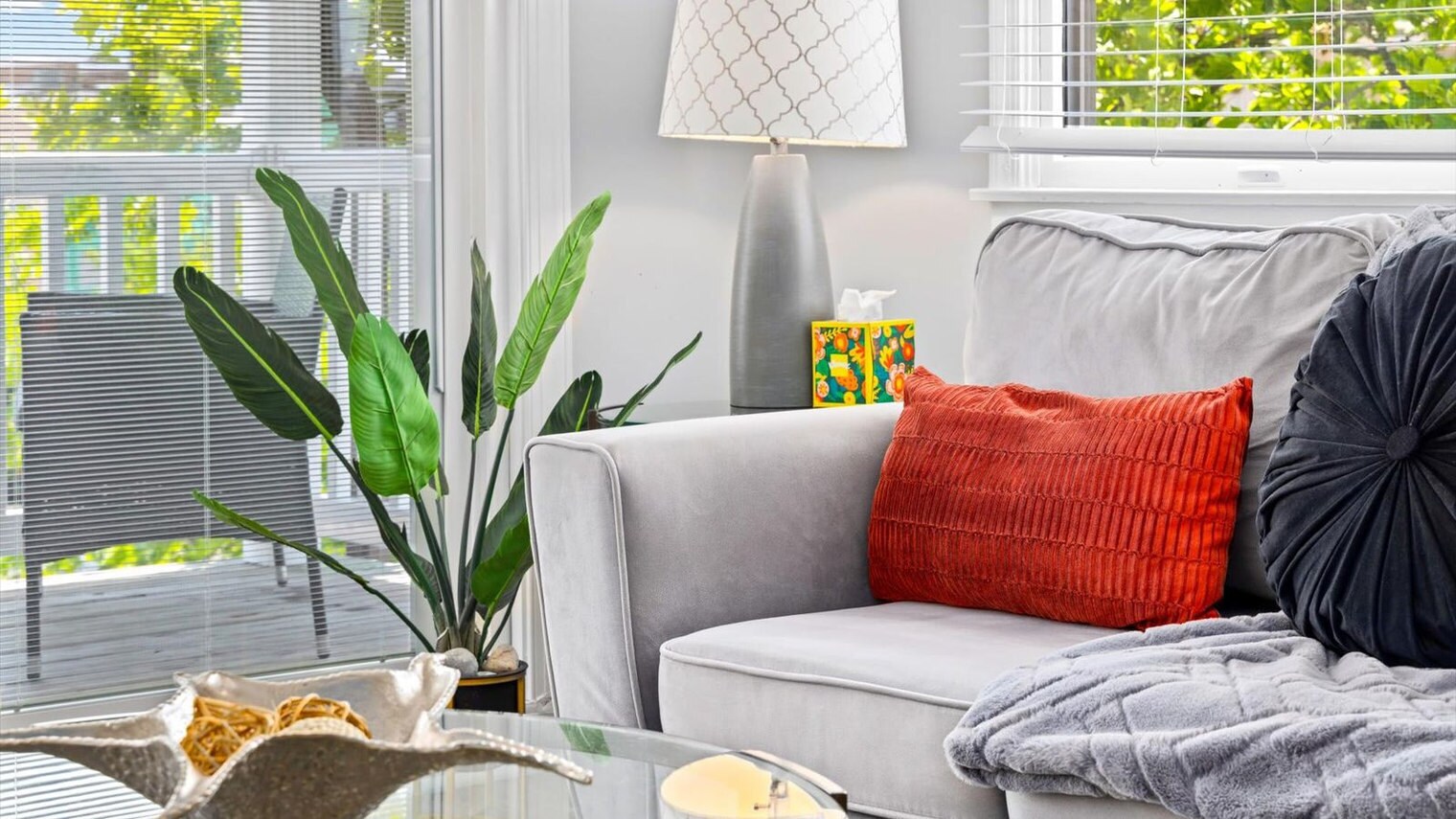 Building Photo - 714 West Ave